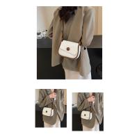 Nuevo Diseño Versátil de Bolso para Mujer 2025 Pañuelo de Seda Delicado Bolso Cuadrado Pequeño - details 3