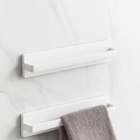 Toallero duradero sin rastro montado en la pared, estante de plástico sin perforaciones para zapatos, escurridor de almacenamiento multifuncional blanco detrás de la puerta - details 6