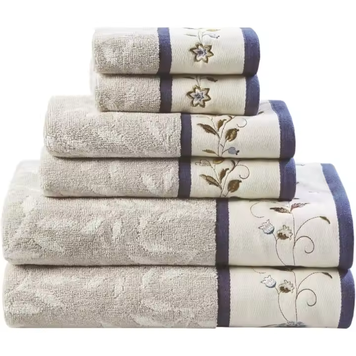 Juego de Toallas de Baño de Algodón Jaguar Diseño Floral Bordado, Suave, Altamente Absorbente, 132,1l. x 68,6an. - 1