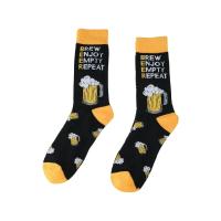 1 par de calcetines de copa de cerveza negros, calcetines nuevos creativos, cómodos y transpirables para hombres, perfectos para amantes de la cerveza, accesorios de cerveza - details 0