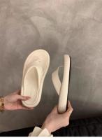 Chanclas de suela gruesa, zapatos de mujer, desgaste 2025, nuevo verano, sandalias de suela blanda, sandalias de playa - details 6