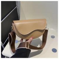 Bolso Crucero de Hombro de Moda de Cuero PU Color Sólido Retro Estilo Pony con Correa Ancha - details 17