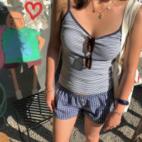 Pantalones cortos básicos cómodos e informales sueltos con botones de cintura elástica tejidos a rayas de verano para mujer - details 81