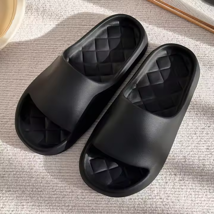 Zapatillas de EVA para hombre y mujer, zapatos negros con sensación, no se deslizan fácilmente, para interiores y baño, Verano - 1
