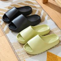 Zapatillas de nube con plataforma gruesa para mujer, suela suave de EVA, chanclas de playa de verano, zapatillas antideslizantes para el baño y el hogar - details 7