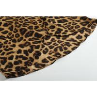 Vestido irregular de punto con tirantes de cintura alta y gasa con cuello en V y estampado de leopardo - details 14