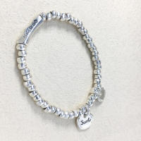 UNOde50- pulsera de abalorios redonda, pulsera de letras de la suerte - details 1