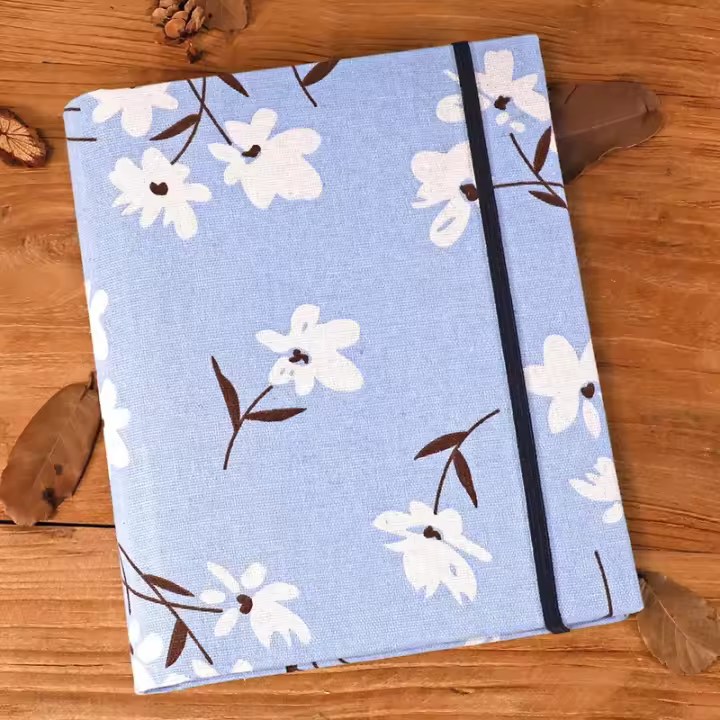 Álbum de Fotos de Lino con Cubierta 6 Pulgadas, 200 Bolsillos, Cordones, Almacenamiento de Imágenes Creativas, Álbum de Recortes 4R, Álbum de Memoria para Niños - 1