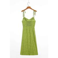 Vestido dividido verde aguacate con cordones, ligero y floral para mujer. Vestido plisado de manga corta con cuello en V. - details 2