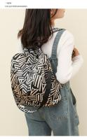 Mochila antirrobo vintage para mujer, bolso de hombro de viaje, mochila negra informal, flores, regalo para madre - details 16
