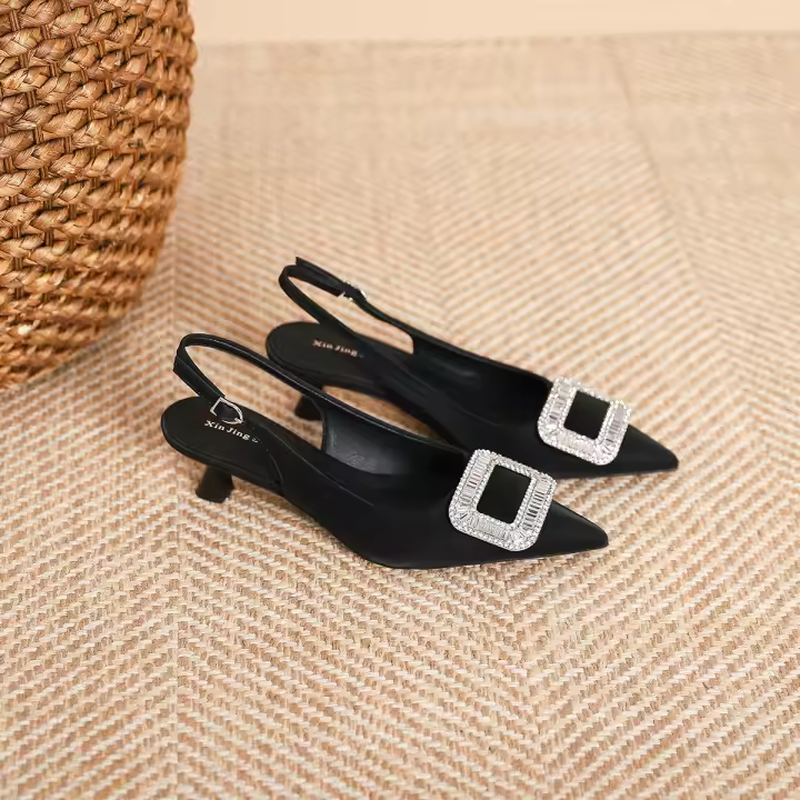 Zapatos de tacón de aguja con diamantes de imitación de metal francés de nuevo estilo para mujer - 1