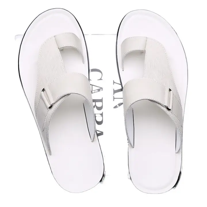 2025Nuevas Sandalias de Verano para Hombres Talla Grande Moda Versátil Simples Chanclas de Playa para Jóvenes - 1