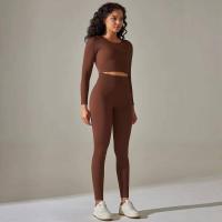 Conjunto de yoga sin costuras para mujer, top corto de manga larga, sujetador deportivo, leggings para correr de cintura alta, ropa de gimnasio - details 38