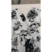 2025 Nueva Europa Y Los Estados Unidos Las Mujeres Ins De Moda Y Elegante Impresión Murciélago Manga Cintura V-cuello Damas Mono Femenino - details 17