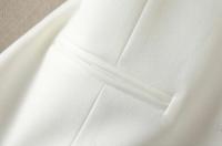 Top corto ajustado con cuello en V Blusa blanca de una pieza para mujeres - details 6