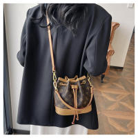 Nuevo bolso de cubo casual, versátil y elegante, bolso de mensajero de hombro para mujer - details 11