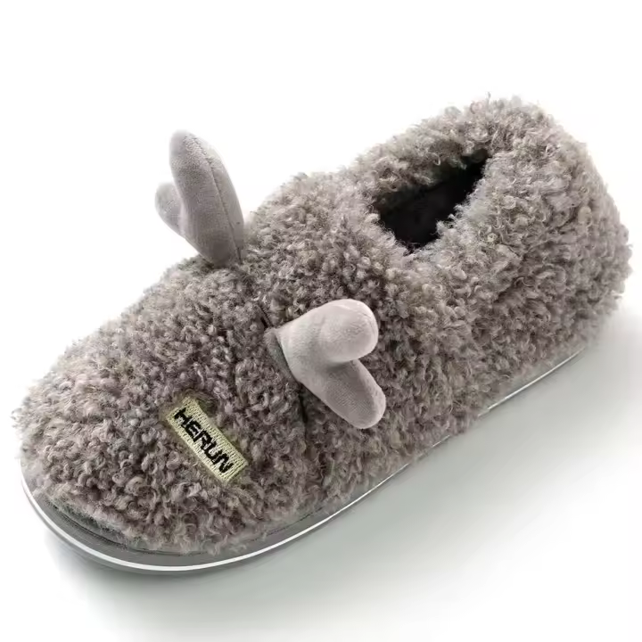 Nuevos zapatos lindos de cuero de ciervo para hombres y mujeres, pantuflas de felpa para interiores para mujeres, diseñador de moda Putian, Rusia, baratos - 1