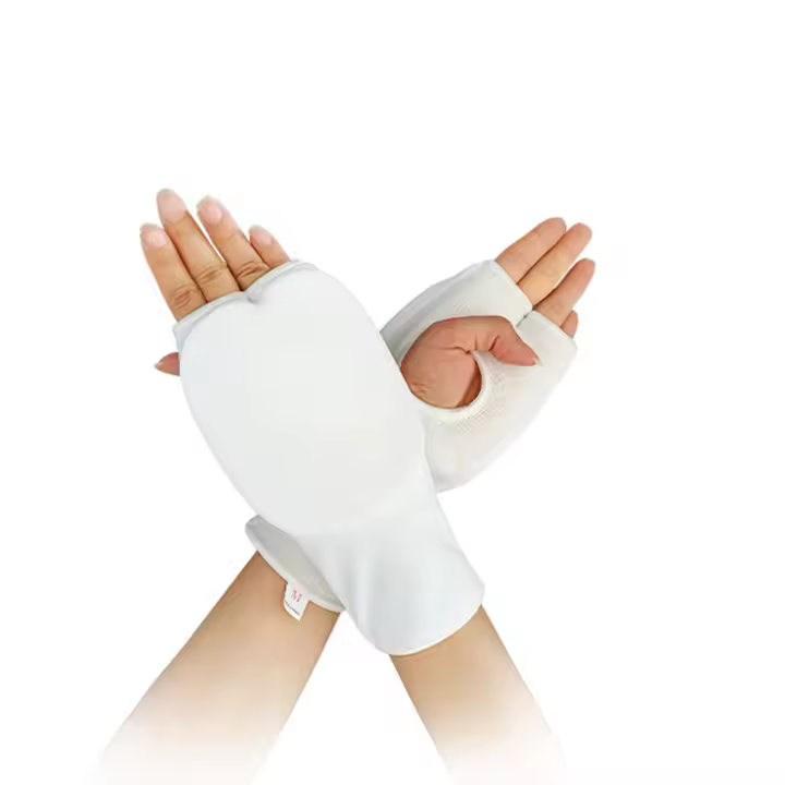 Guantes interiores acolchados para boxeo, protector de muñeca de compresión blanco, guantes de boxeo para hombres, mujeres y jóvenes - 1