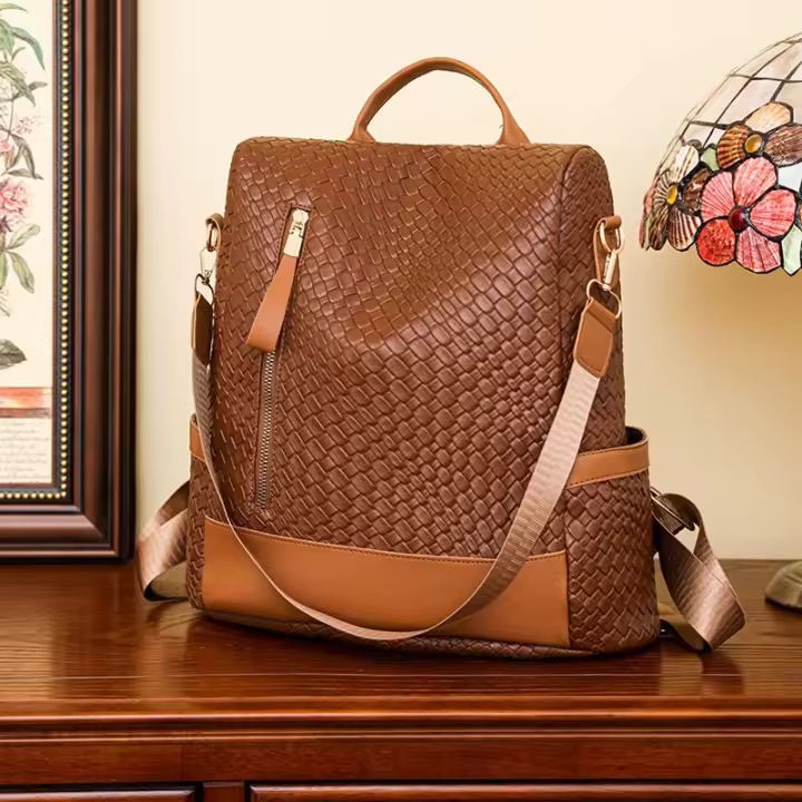 Mochilas de patrón tejidas de cuero suave para bolsos de moda para mujeres y mochilas de gran capacidad para mujeres - 1
