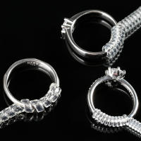 Anillo tensor en espiral de 4 tamaños, ajuste de silicona transparente para anillo suelto, ajuste de tamaño del anillo protector de joyería - details 1