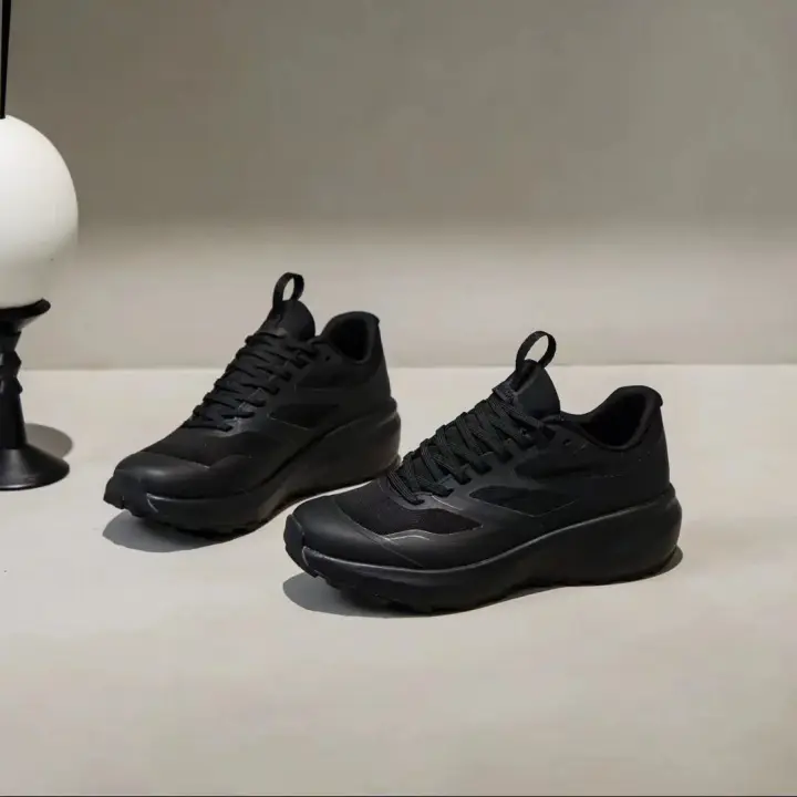 Zapatillas Todoterreno para Hombres Transpirables, Antideslizantes, Resistentes al Desgaste, Adecuadas para Uso al Aire Libre y Senderismo - 1
