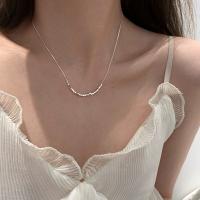 Collar Cuadrado Miniatura de Lujo para Mujer, Diseño Minimalista Trendy, Perla Decorativa, Collar Clavícula Versátil para Verano - details 9