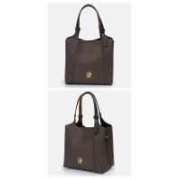 CH Bolso de mano Sensación premium Versátil Bandolera para mujer Diseño de estampado de letras de moda de alta calidad Bolso de hombro Mochila grande de lujo de alta gama - details 5