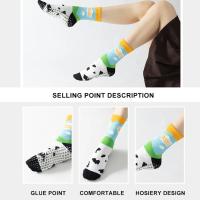 Calcetines de Yoga y Pilates con patrón de grafiti personalizado para mujer, calcetines deportivos antideslizantes, calcetines de moda que combinan con todo, calcetines de tendencia - details 4