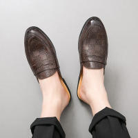 Zapatillas de cuero con punta en relieve para hombre, zapatos cómodos, ligeros, informales, formales, talla 38-47 - details 7