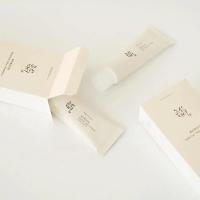 Loción de protección solar Protección solar de larga duración Crema blanqueadora de bloqueador solar ligera y no grasa Anti-UV Facial suave - details 15