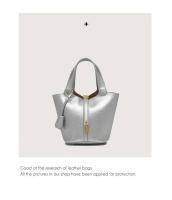 Nuevo bolso tipo cubo con estampado de lichi, bolso de mujer, bolso Picotin, mochila de lujo de alta gama - details 10