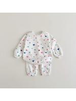 Conjunto de dos piezas de niños y niñas recién nacidos con estampado de amor colorido dulce bebé otoño casual conjunto de pantalones de manga larga - details 3