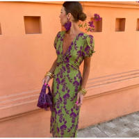 Falda de estampado plisado de moda femenina elegante vestido ajustado de cuello en V de manga corta - details 2