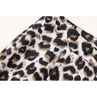 TRAFZA Conjunto de 2 piezas para mujer, pantalones largos con cremallera, traje informal suelto elegante vintage con estampado de leopardo sin mangas con cuello en V - details 18