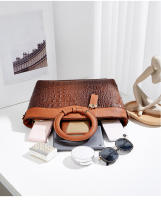 Estilo de bolso de mujer nuevo patrón de cocodrilo personalizado anillo hombro oblicuo span bag - details 7