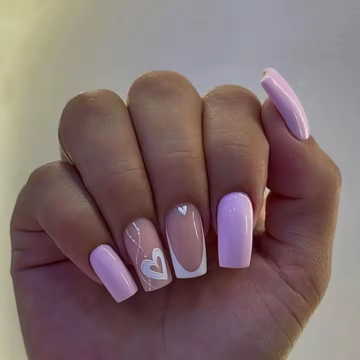 Pegatinas de Uñas Cuadradas Grandes de Color Morado con Corazones 24pcs Desmontables y Reutilizables para Niñas y Mujeres Herramienta de Empuñadura para Cutículas Adecuadas - 1