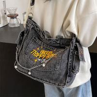 1 bolso de mano de lona Y2K, color gris oscuro con cadena y bordado, ligero y plegable, cierre de cremallera, forro de poliéster, correa de hombro ajustable, bolso escolar cruzado de gran capacidad - details 1