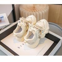 Compañero de clase niña 2025 nuevos zapatos deportivos de primavera y otoño para niños de malla transpirable papá zapatos niña pequeños zapatos blancos - details 10