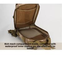 Mochila de Camuflaje Impermeable Gran Bolsa Trasera de Nylon Oxford de 30L - details 12