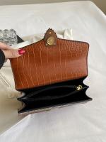 Bolso Cruzado de Estilo Vintage con Estampado de Cocodrilo Bolso Versátil con Correa Dorada - details 4
