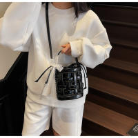 Bolso Tejido de Moda 2025 Bolso Cruzado Versátil para Mujeres Bolso de Verano en Alta Venta - details 26