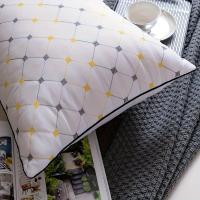 Almohada de Memoria de Lujo - Suave, ergonómica e hipoalergénica, adecuada para dormir de lado y espalda, con soporte para el cuello - Lavable a máquina, funda de poliéster transpirable, con bordado decorativo, elección perfecta para familiares y amigos - details 6