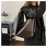 Bolsos de hombro grandes negros para mujer, bolso de compras grande, bolso cruzado de cuero suave de calidad de Color sólido, bolso de mano de viaje para mujer - details 21