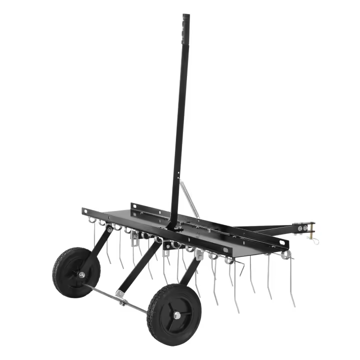 SucceBuy Remolque de 40 pulgadas detrás del desbrozadora, rastrillo de césped con 20 púas de acero con resorte, remolque para ATV y cortacésped, herramienta para césped de granja con mango de elevación - 1