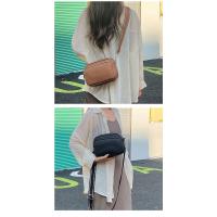 Nuevo bolso de mensajero de gran capacidad, bolso cuadrado pequeño de hombro para mujer - details 18