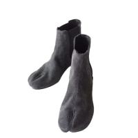 Nuevos botines elásticos con punta dividida, zapatos de mujer de tacón bajo de cuero de ante gris, con botas más grandes que Chelsea - details 4