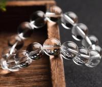 Pulsera de cristal blanco natural para mujeres y hombres Joyería de amuleto de buena suerte hecha a mano - details 4