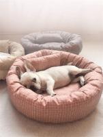 Camas redondas para mascotas, alfombrilla de tela suave para perros y gatos con almohada, cojines para dormir para animales, sofá para cachorros, casa para gatos pequeños, accesorios para perros - details 5