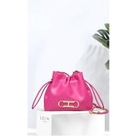 CH estilo Casual diario pequeño Premium Sense Commuter alta calidad diseño de Color sólido bolso de hombro de mujer mochila de lujo de alta gama - details 0