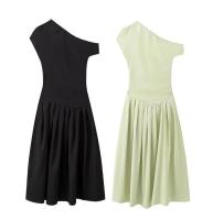 Elegante Vestido Plejado Verde BUNO Moda de Cuello Redondo Manga Corta - details 1